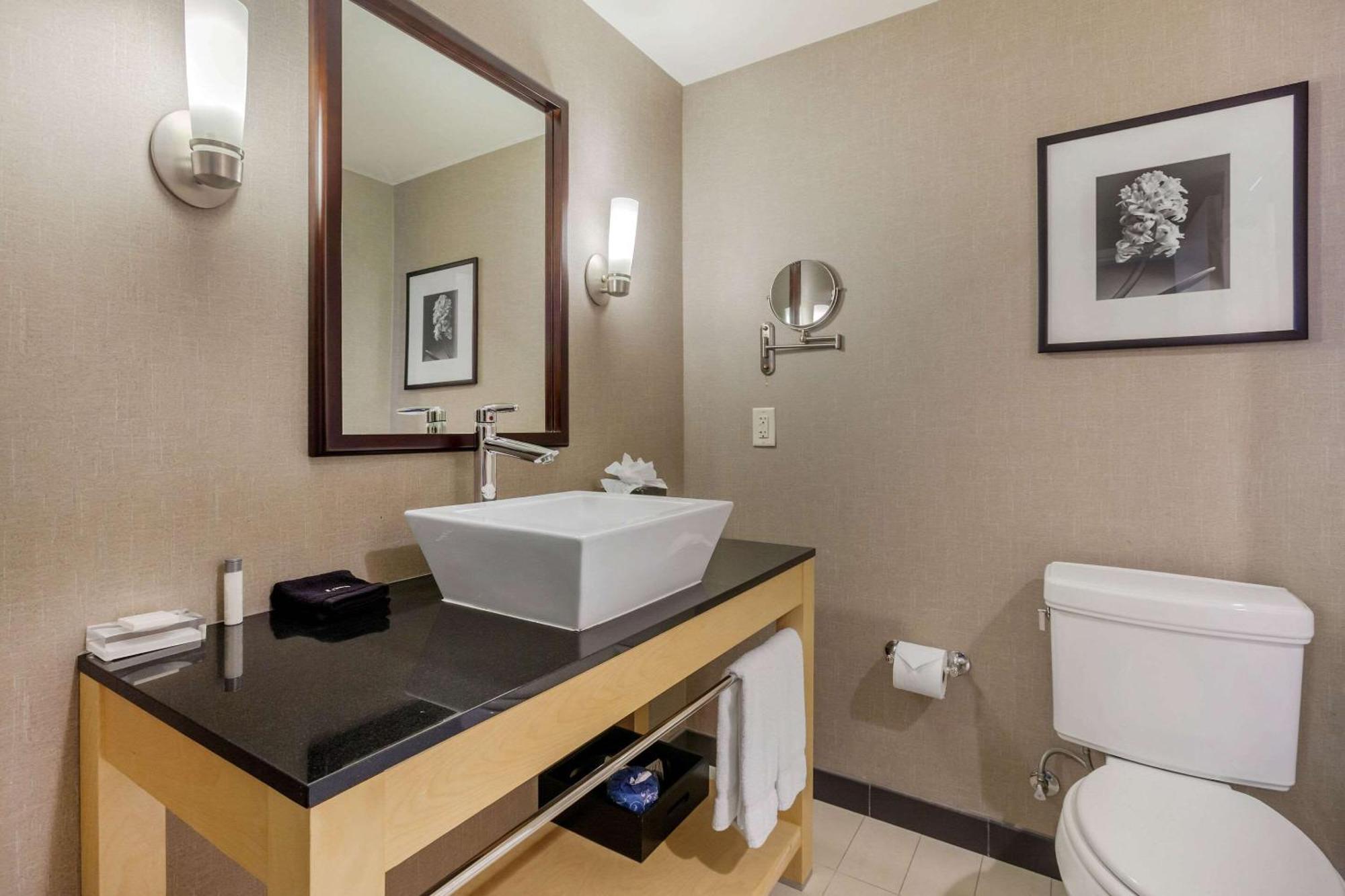 Cambria Hotel Denver International Airport Aurora Esterno foto